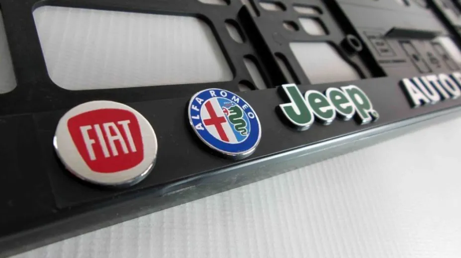 AlfaFiatJeepBarevneLogo.jpg